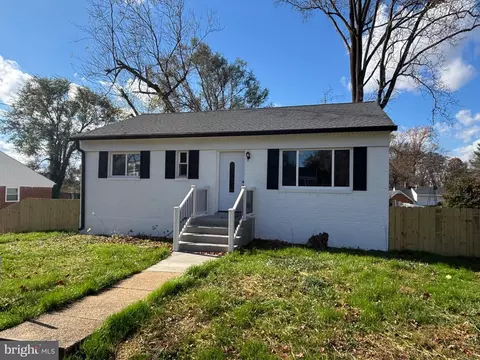 13304 Keating St, Rockville, MD 20853
