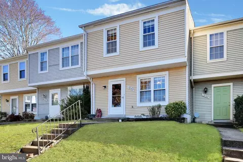 12105 Birdseye Ter, Germantown, MD 20874