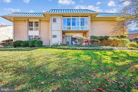 3381 S Leisure World Blvd #93-2C, Silver Spring, MD 20906