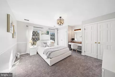 Bedroom - 15304 Watergate Rd, Silver Spring, MD 20905 photo 4 of 6