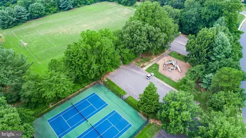 View/Area - 15304 Watergate Rd, Silver Spring, MD 20905 photo 6 of 7