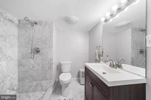 Bath - 15304 Watergate Rd, Silver Spring, MD 20905 photo 9 of 9