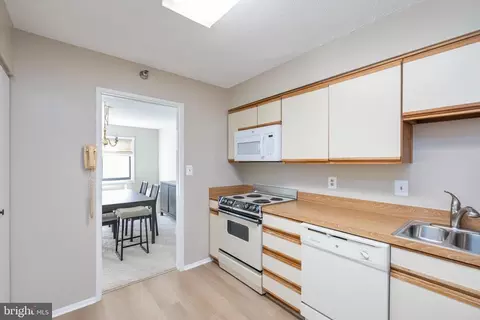 15100 Interlachen Dr #4 -816, Silver Spring, MD 20906 photo 24