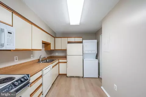 15100 Interlachen Dr #4 -816, Silver Spring, MD 20906 photo 26