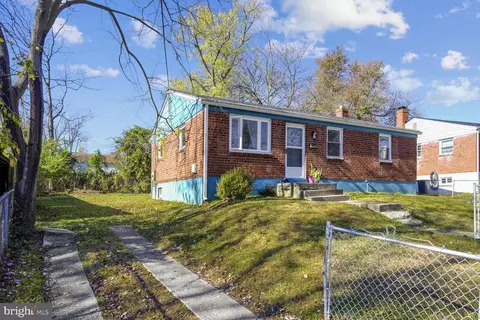 11802 Timber Ln, Rockville, MD 20852