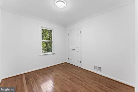 Bedroom - 1569 Ivystone Ct, Silver Spring, MD 20904 photo 2 of 5