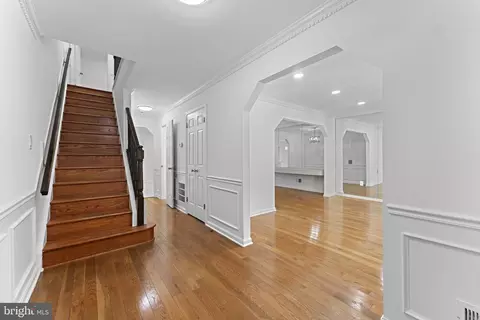 Entry Way - 1569 Ivystone Ct, Silver Spring, MD 20904 photo 1 of 7