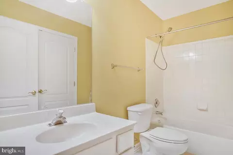 Bath - 2108 Darcy Green Pl, Silver Spring, MD 20910 photo 3 of 3