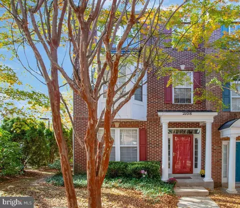 2108 Darcy Green Pl, Silver Spring, MD 20910