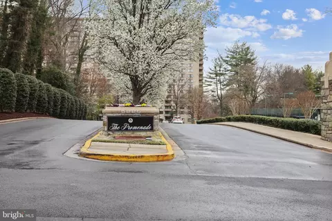 5225 Pooks Hill Rd #525S, Bethesda, MD 20814