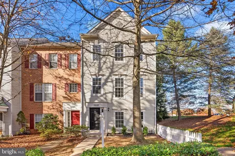 12019 Amber Ridge Cir, Germantown, MD 20876
