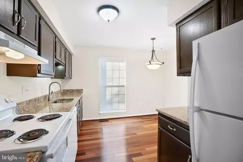 Kitchen - 14809 Melfordshire Way, Silver Spring, MD 20906 photo 2 of 2