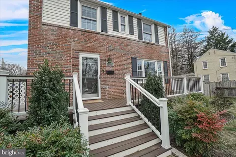 Exterior - 1000 Dennis Ave, Silver Spring, MD 20901 photo 3 of 16