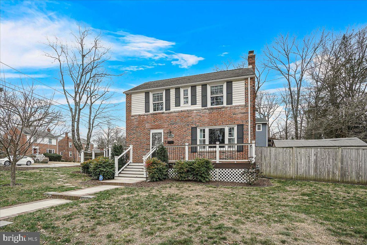 Exterior - 1000 Dennis Ave, Silver Spring, MD 20901 photo 14 of 16