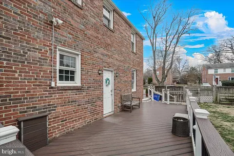 Exterior - 1000 Dennis Ave, Silver Spring, MD 20901 photo 13 of 16