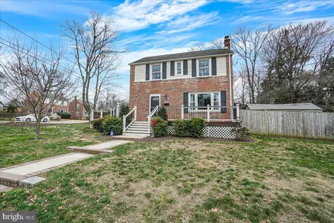 Exterior - 1000 Dennis Ave, Silver Spring, MD 20901 photo 15 of 16