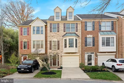 5417 Whitley Park Ter #44, Bethesda, MD 20814