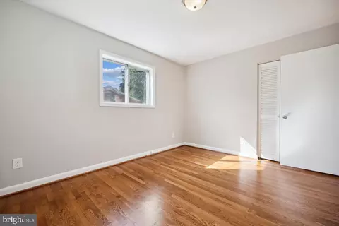 9708 Belvedere Pl, Silver Spring, MD 20910 photo 17