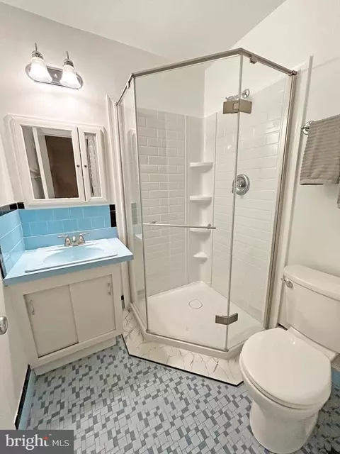 9708 Belvedere Pl, Silver Spring, MD 20910 photo 14