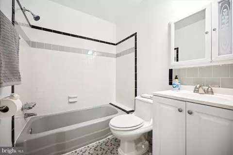 9708 Belvedere Pl, Silver Spring, MD 20910 photo 20
