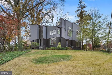 212 Northmoor Dr, Silver Spring, MD 20901