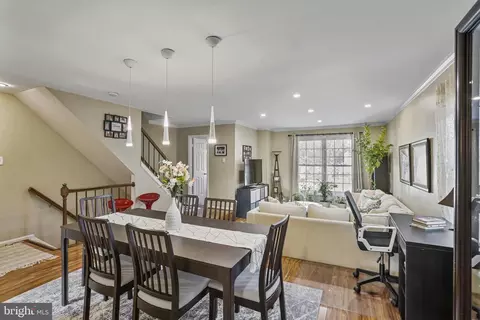 Dining - 14916 Habersham Cir, Silver Spring, MD 20906 photo 2 of 3