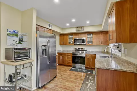 Kitchen - 14916 Habersham Cir, Silver Spring, MD 20906 photo 1 of 1