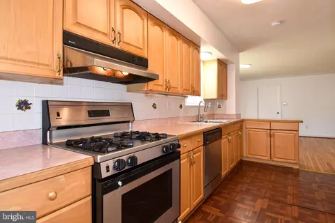 14117 Huckleberry Ln, Silver Spring, MD 20906 photo 16