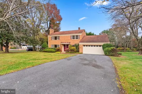 13501 Colefair Dr, Silver Spring, MD 20904 photo 2