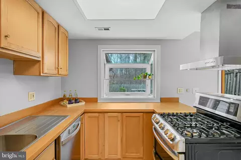2812 Aquarius Ave, Silver Spring, MD 20906 photo 15
