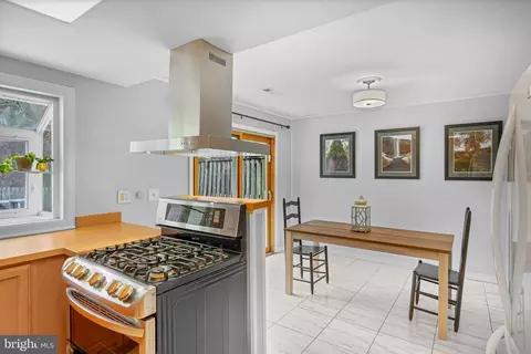 2812 Aquarius Ave, Silver Spring, MD 20906 photo 16
