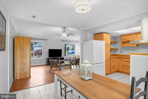 2812 Aquarius Ave, Silver Spring, MD 20906 photo 8
