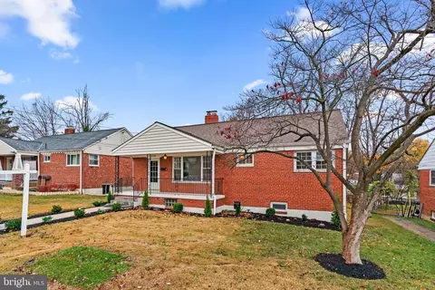 9710 Braddock Rd, Silver Spring, MD 20903 photo 3