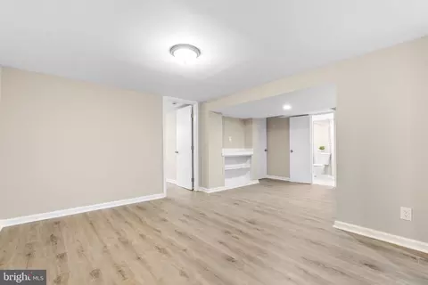 9710 Braddock Rd, Silver Spring, MD 20903 photo 20