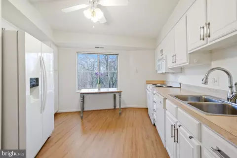 Kitchen - 14801 Pennfield Cir #401, Silver Spring, MD 20906 photo 1 of 3