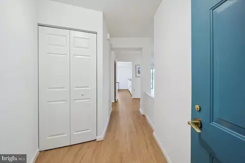 Entry Way - 14801 Pennfield Cir #401, Silver Spring, MD 20906 photo 2 of 3