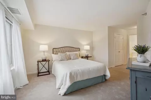 Bedroom - 14801 Pennfield Cir #401, Silver Spring, MD 20906 photo 3 of 5