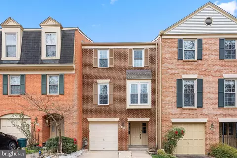 6426 Needle Leaf Dr, North Bethesda, MD 20852