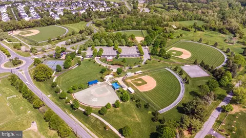 View/Area - 18409 Polynesian Ln, Boyds, MD 20841 photo 9 of 10