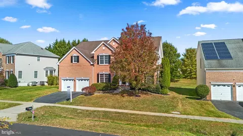 View/Area - 18409 Polynesian Ln, Boyds, MD 20841 photo 2 of 10