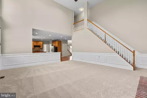 Living - 18409 Polynesian Ln, Boyds, MD 20841 photo 10 of 12