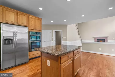 Kitchen - 18409 Polynesian Ln, Boyds, MD 20841 photo 1 of 6