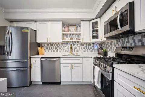 800 Quince Orchard Blvd #800-101, Gaithersburg, MD 20878