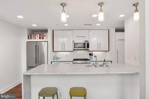 2747 Linden Ln #203, Silver Spring, MD 20910 photo 6