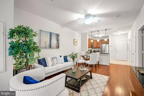 Living - 8045 Newell St #323, Silver Spring, MD 20910 photo 3 of 3