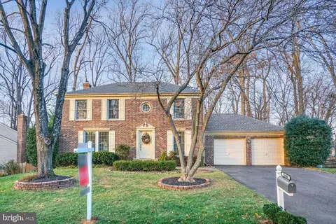16608 Bethayres Rd, Derwood, MD 20855