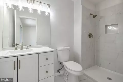 5 Fitzhugh Ct #79-A, Silver Spring, MD 20906 photo 16