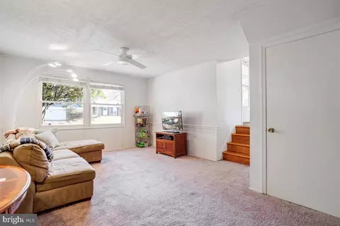 Living - 14004 Pond View Rd, Silver Spring, MD 20905 photo 3 of 3