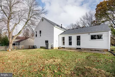 Exterior - 14004 Pond View Rd, Silver Spring, MD 20905 photo 5 of 5