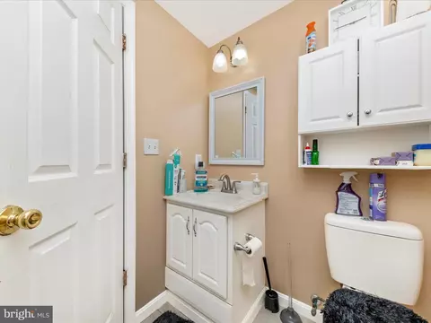14901 Cobblestone Dr, Silver Spring, MD 20905 photo 37